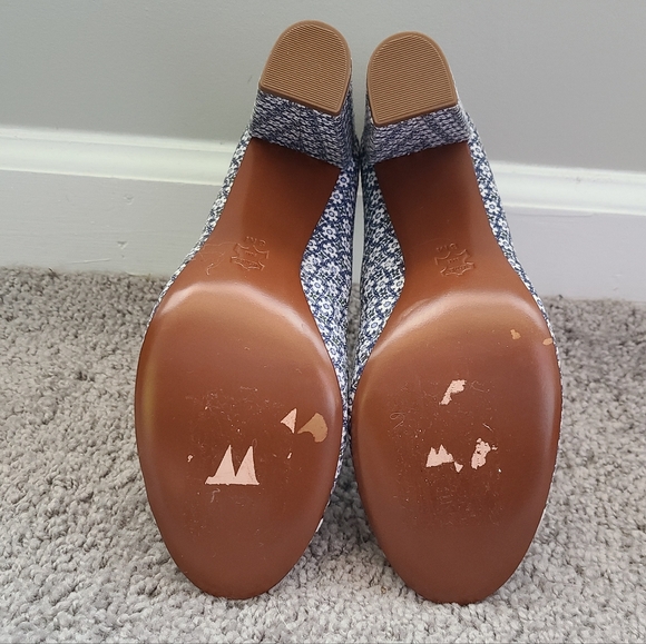 Tory Burch Blue Printed Canvas Ethel Pumps - Picture 10 of 12